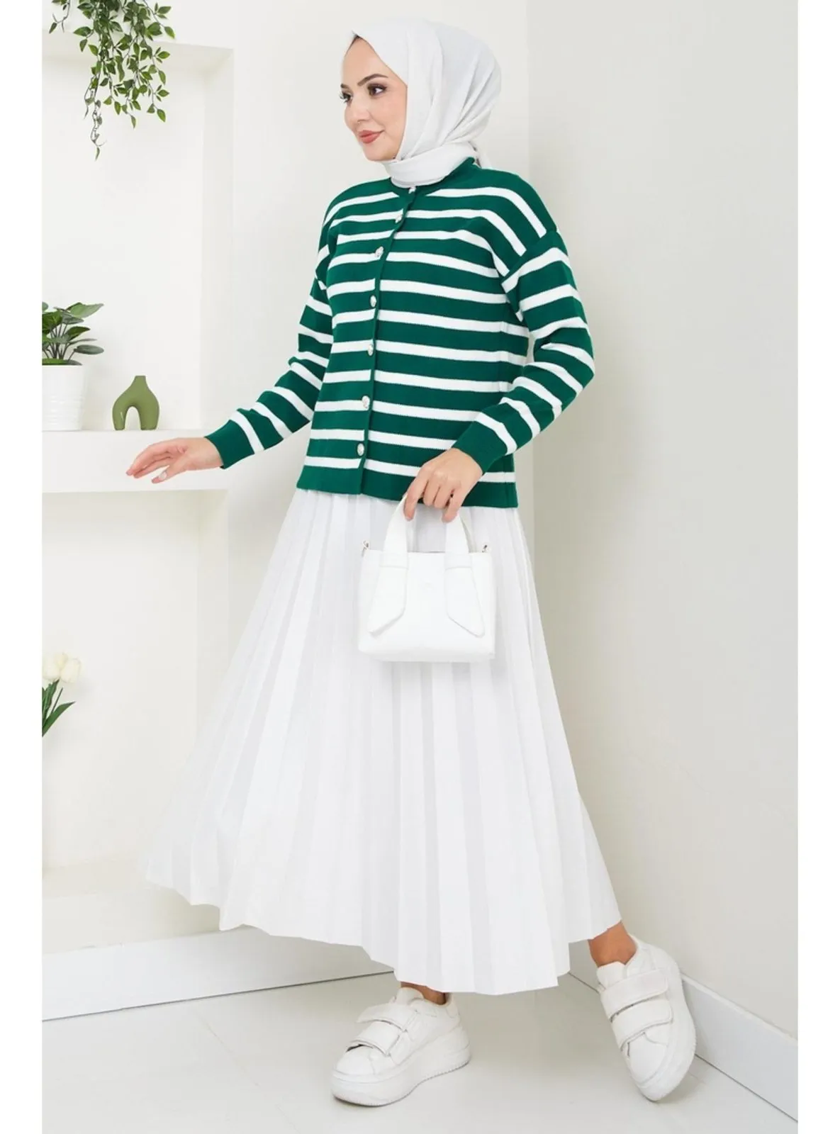 Emerald - Knit Cardigan